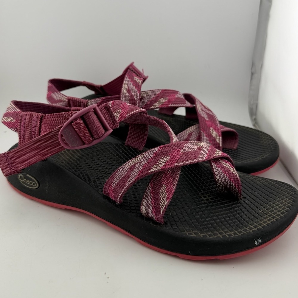 Chaco Womens 9 Purple Z/Cloud 2 Double Strap Toe Loop Sandals (2464)